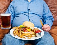 Распространенные причины тяжести в животе после еды