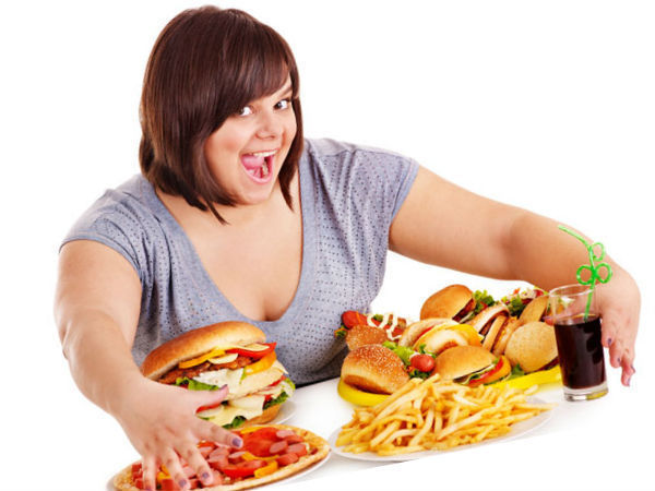 Переедание - частая причина расстройства пищеварения