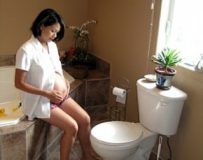 Возникновение запора при беременности